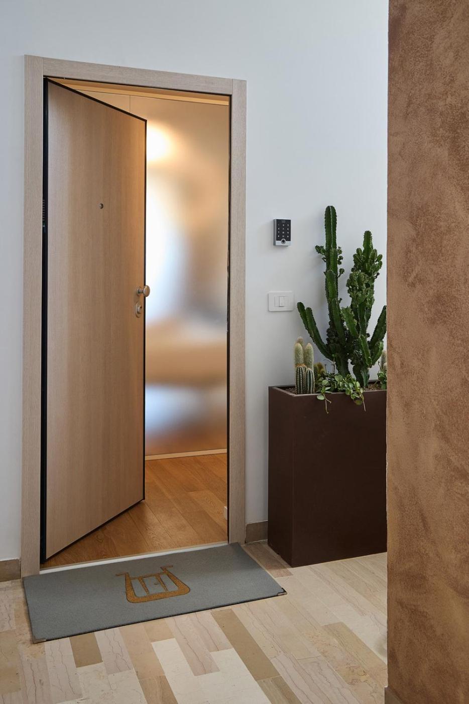 Deluxe Apartment,1766224543:JPEG
